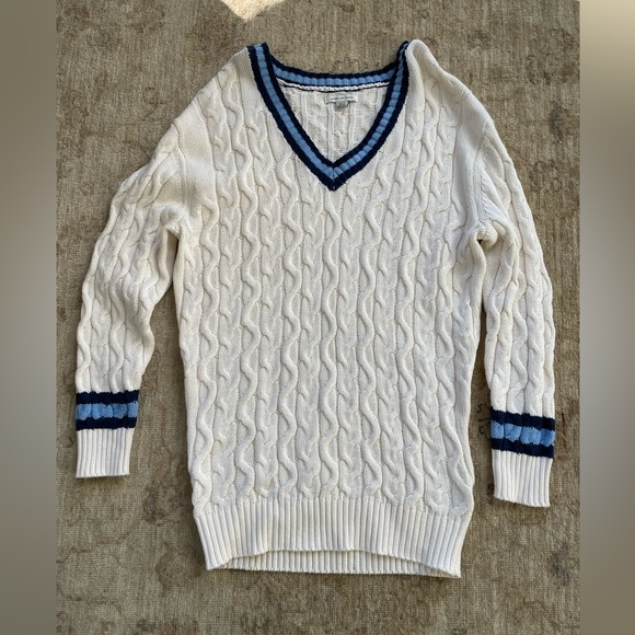 American Eagle Outfitters Sweaters - American Eagle Oversized Cable Knit V Neck Sweater, Cream, Size S
